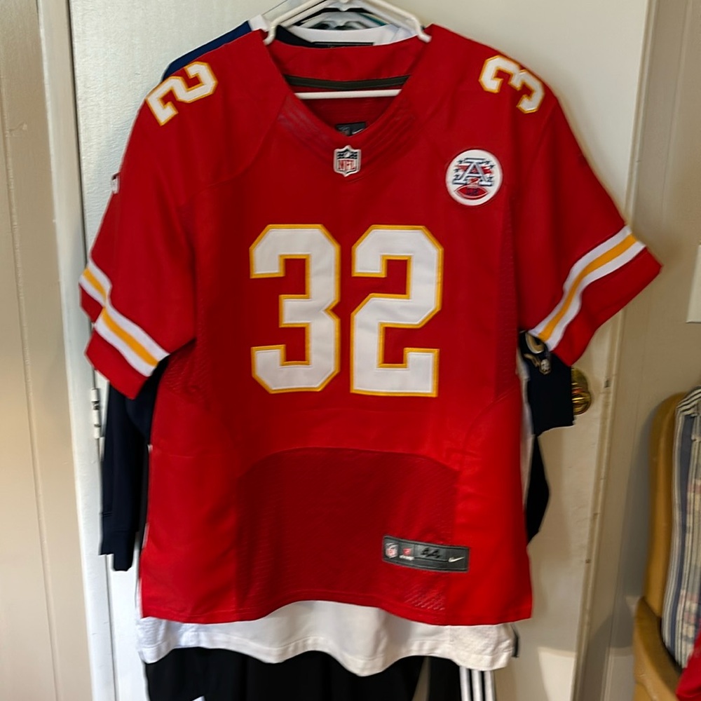 NFL Kansas City Chiefs on field Jersey Size 44 men’s # 32 WARE